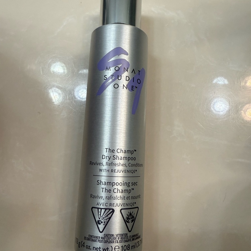 Monat Studio One The Champ Dry Shampoo